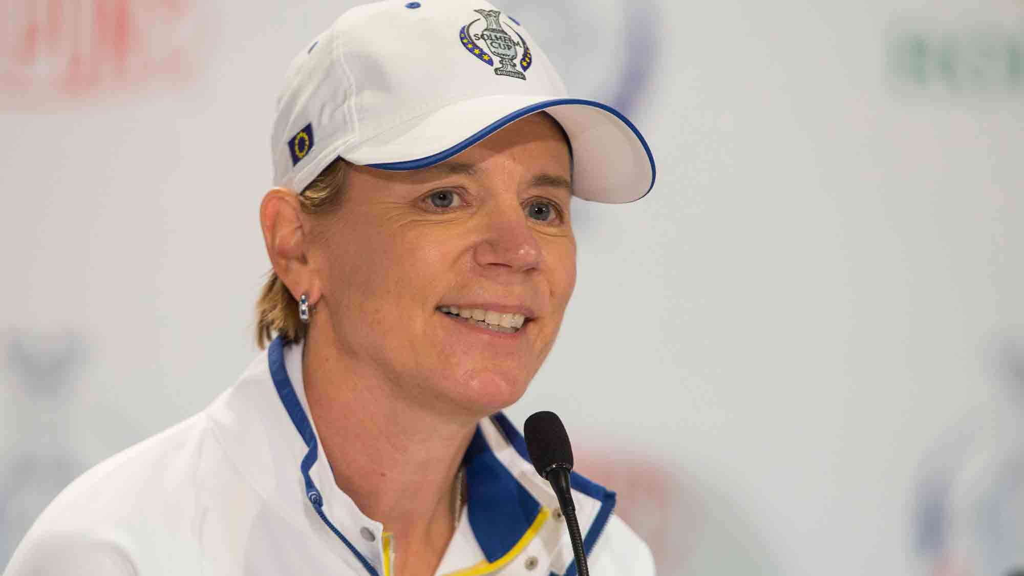 annika_at_the_2017_solheim_cup_2000x1125.jpg